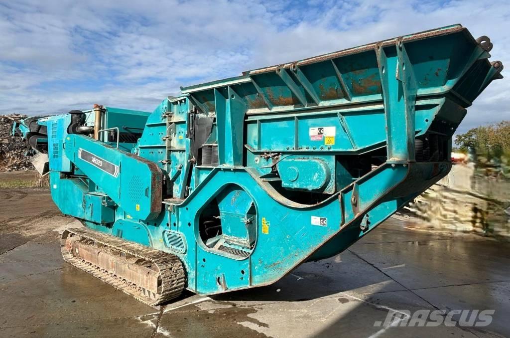 Powersceen XH320 自走式クラッシャー