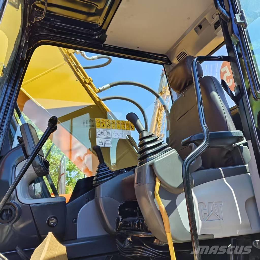 CAT 320 D 大型油圧ショベル12t以上（パワーショベル・ユンボ）