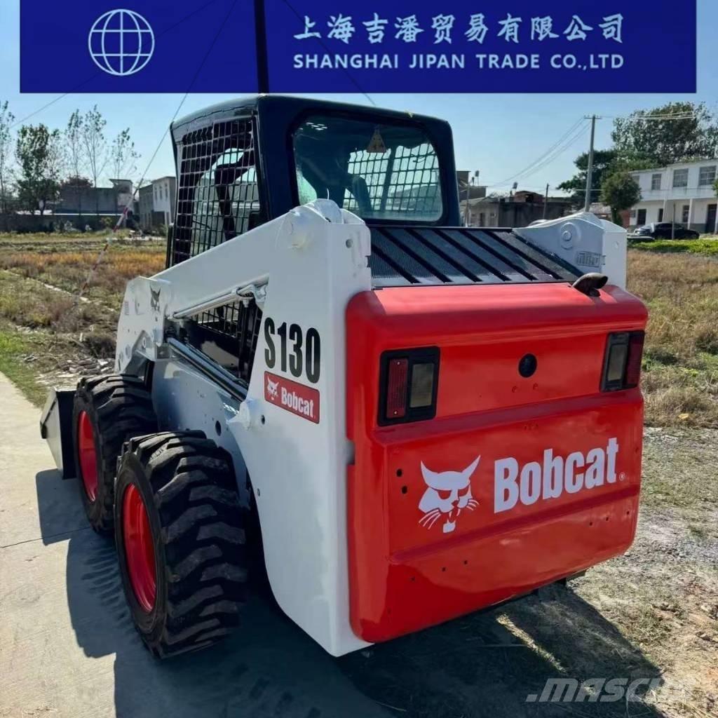 Bobcat S 130 スキッドステアローダー