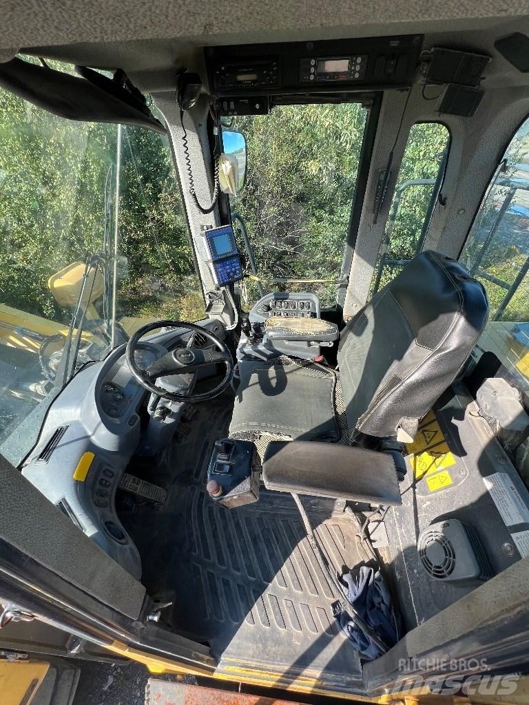 Komatsu WA 500-6 ホイールローダー・タイヤショベル