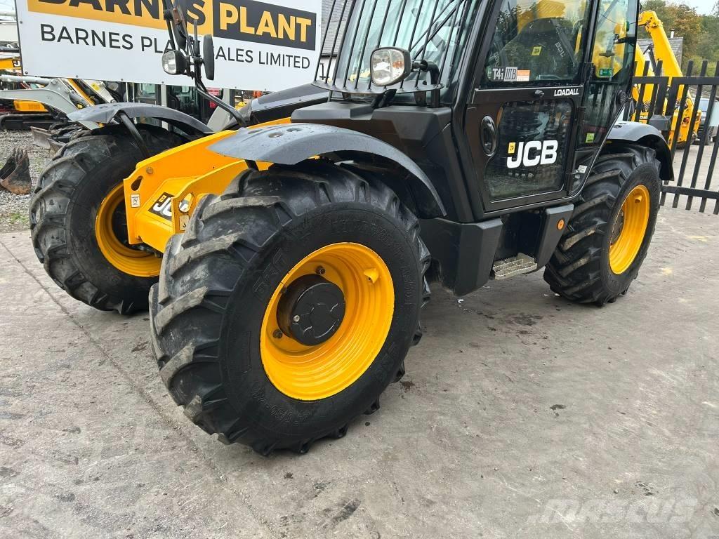 JCB 535-95 テレスコーピックハンドラー
