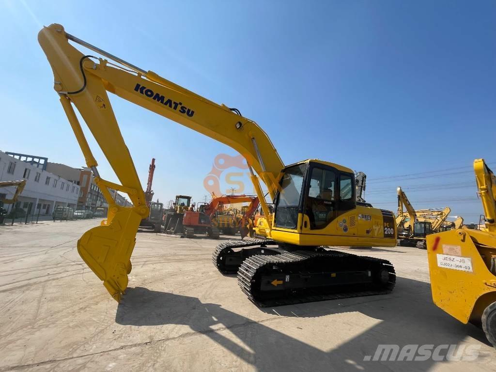 Komatsu PC200-7 大型油圧ショベル12t以上（パワーショベル・ユンボ）