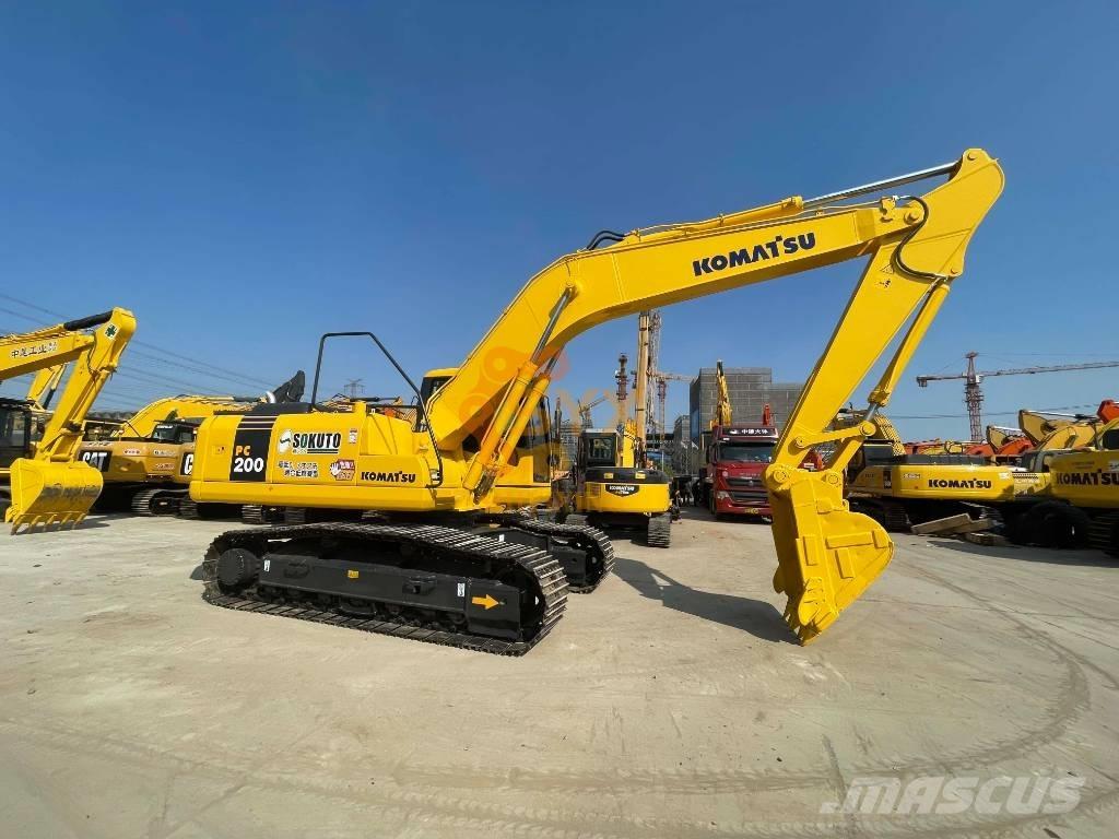 Komatsu PC200-7 大型油圧ショベル12t以上（パワーショベル・ユンボ）