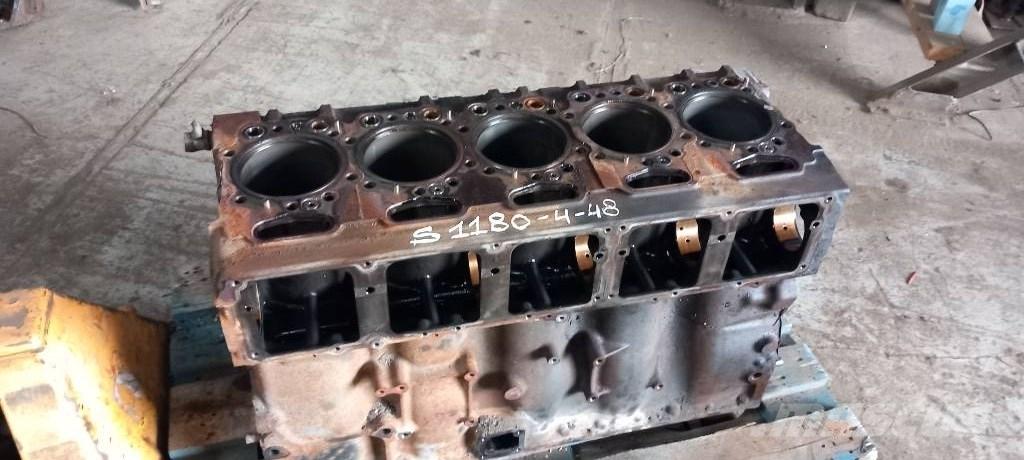 Scania P 360.  2251976 エンジン