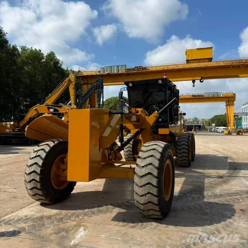 CAT 120 G モーターグレーダー