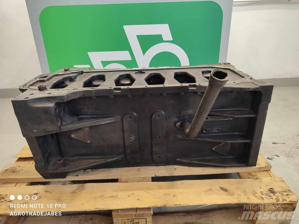 Fendt 926 oil pan エンジン