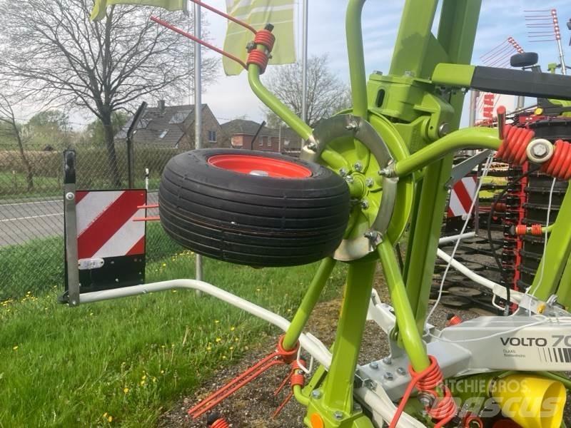 CLAAS Volto 700 テッダー・テッダーレーキ