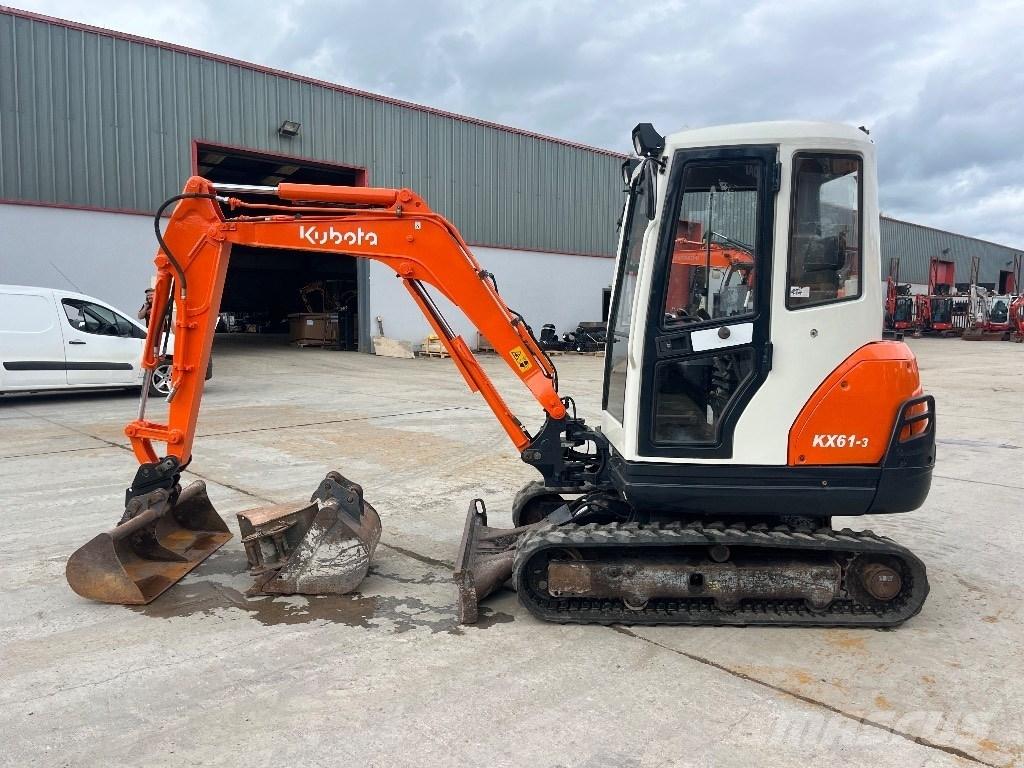 Kubota KX 61-3 ミニ油圧ショベル 7t以下（ミニユンボ・ミニディガー）