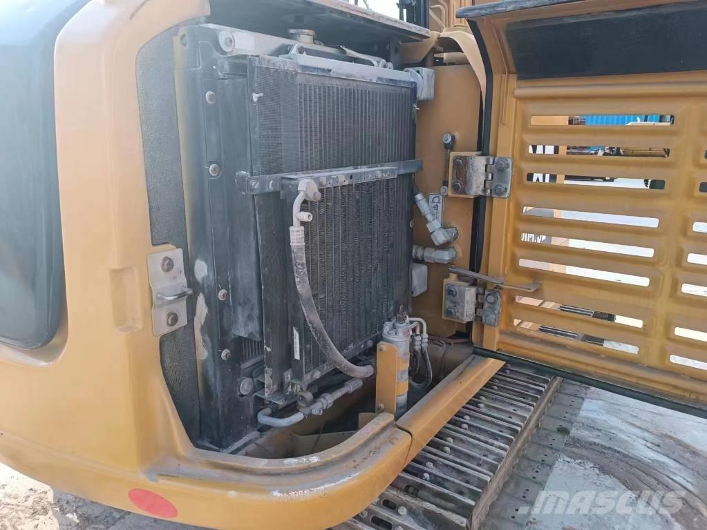 CAT 305.5E ミニ油圧ショベル 7t以下（ミニユンボ・ミニディガー）