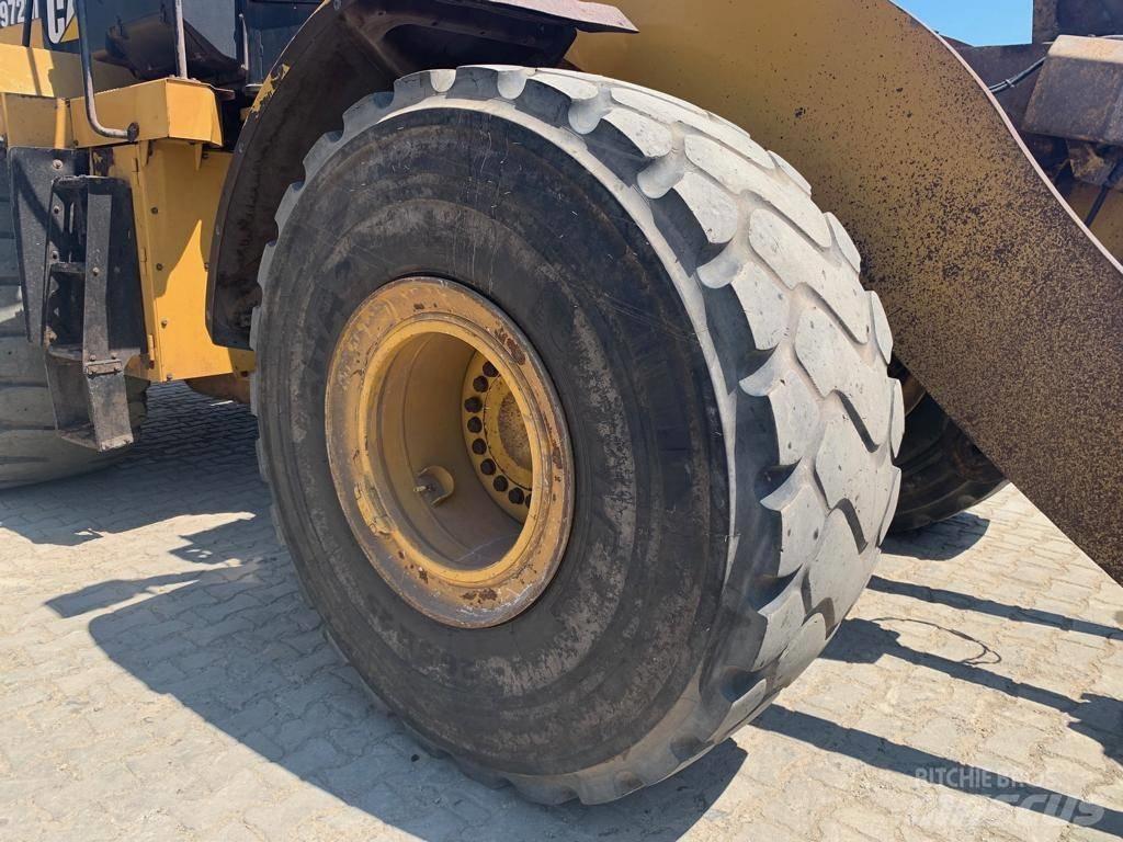CAT 972 M ホイールローダー・タイヤショベル