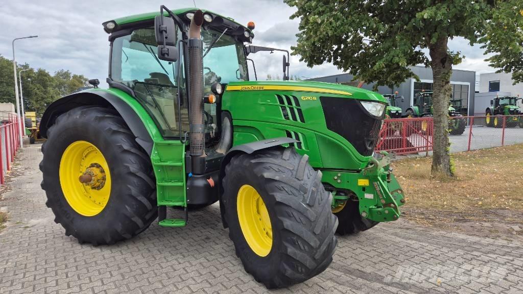 John Deere 6210 R トラクター