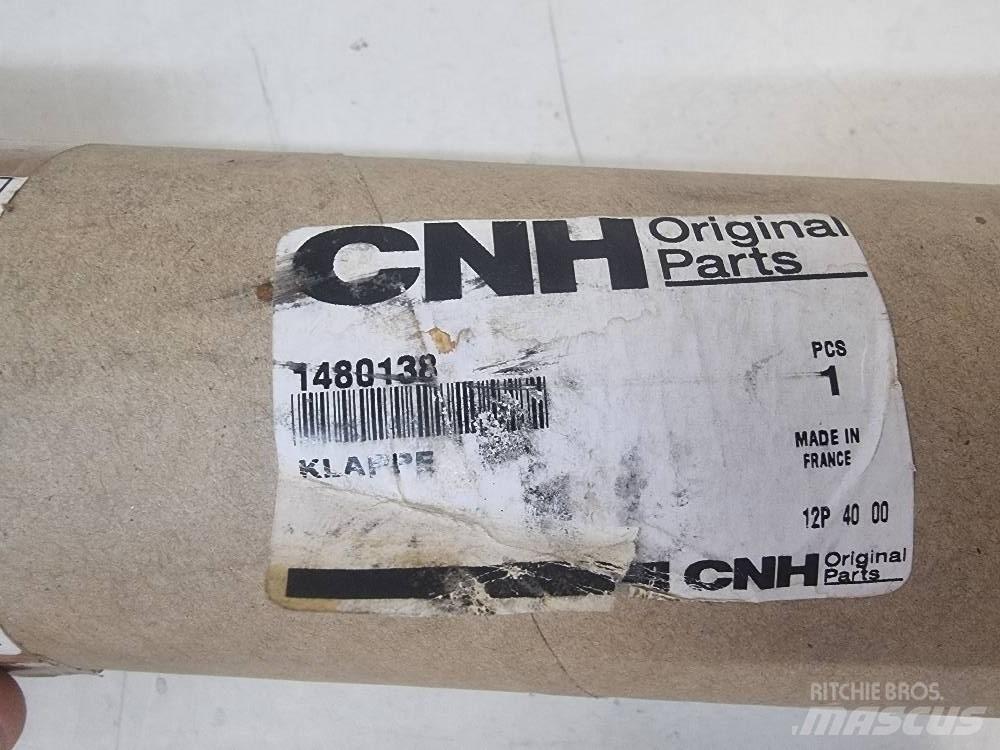 O&K RH/MH  1480138 キャビン及び内装
