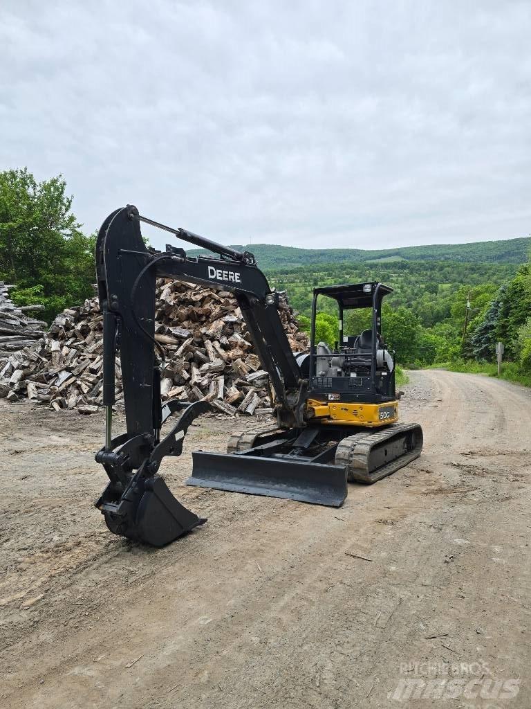 DEERE 50G ミニ油圧ショベル 7t以下（ミニユンボ・ミニディガー）