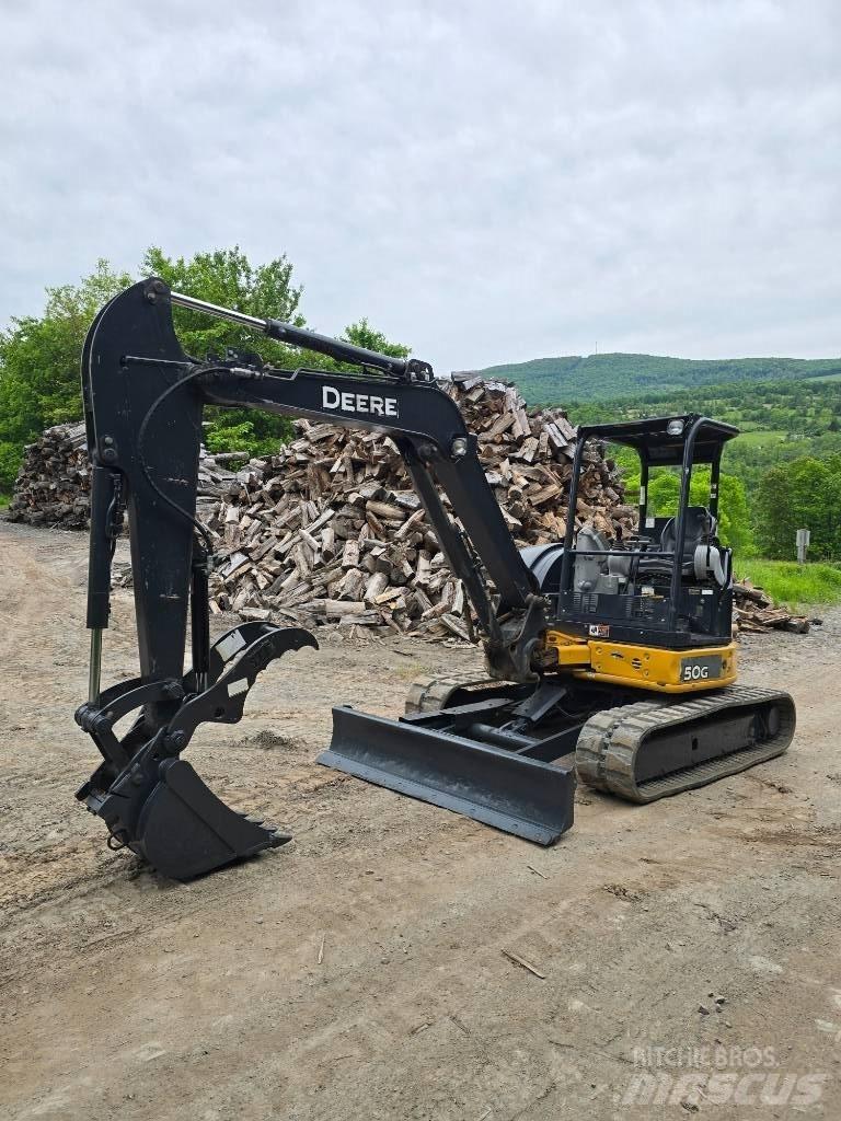 DEERE 50G ミニ油圧ショベル 7t以下（ミニユンボ・ミニディガー）