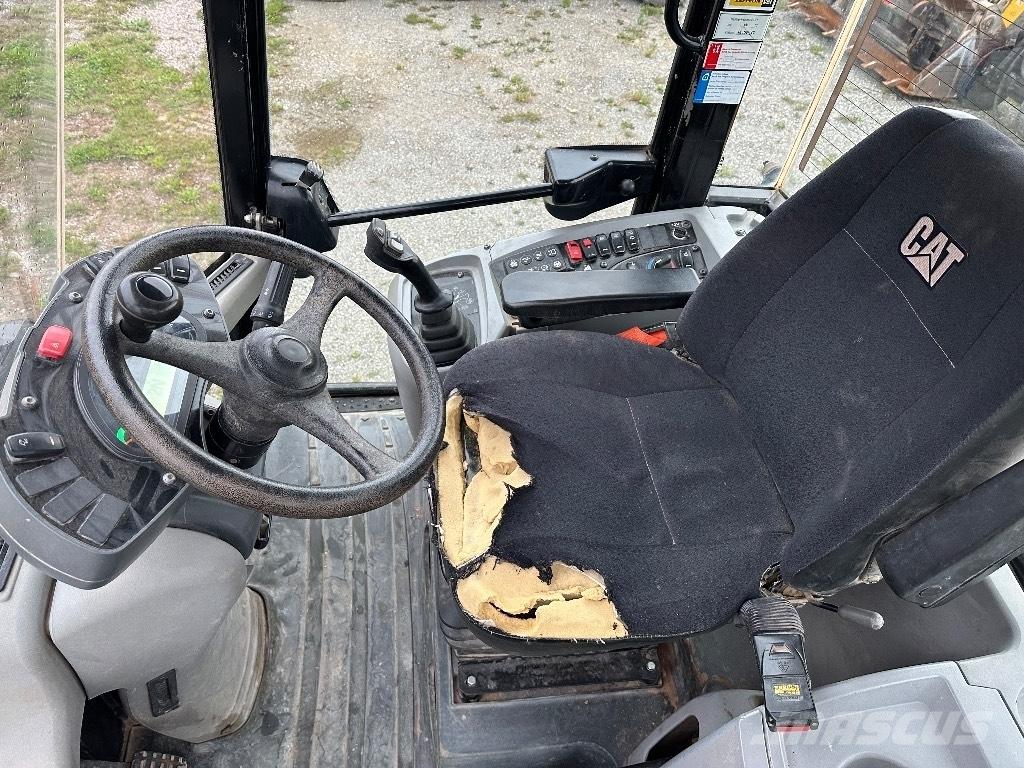 CAT 908M Radlader ホイールローダー・タイヤショベル