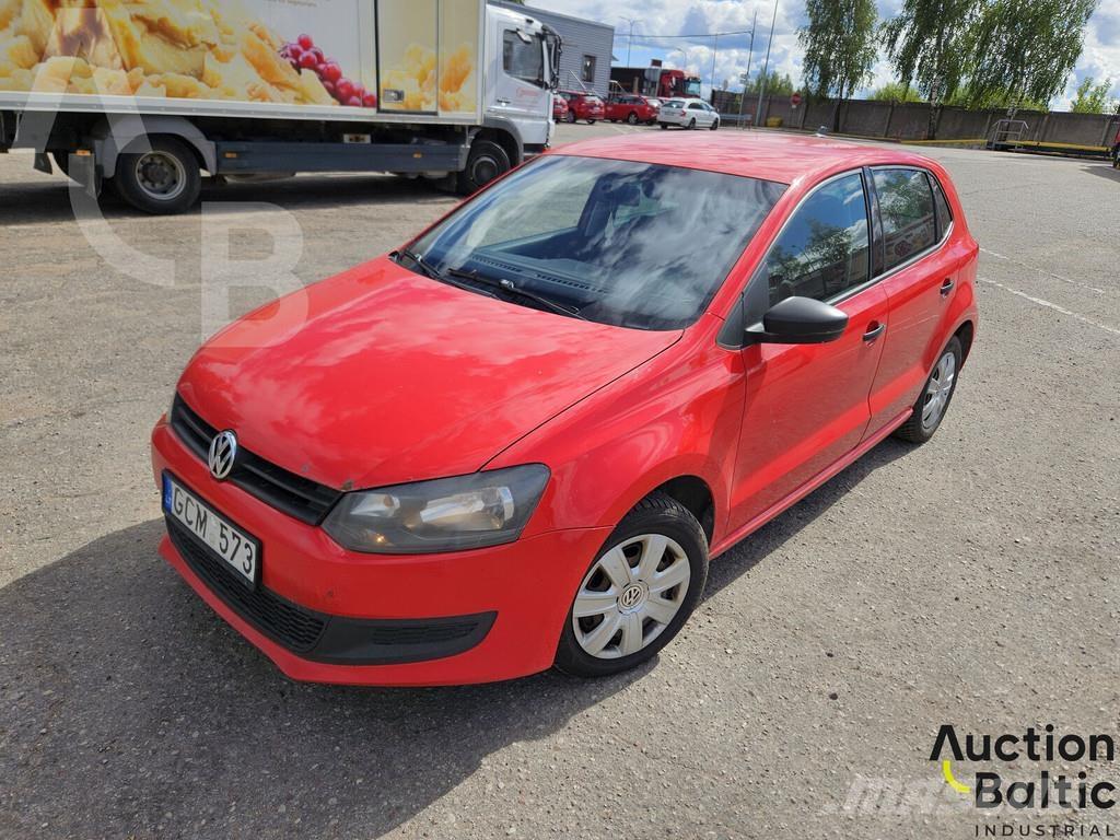 Volkswagen Polo 自動車