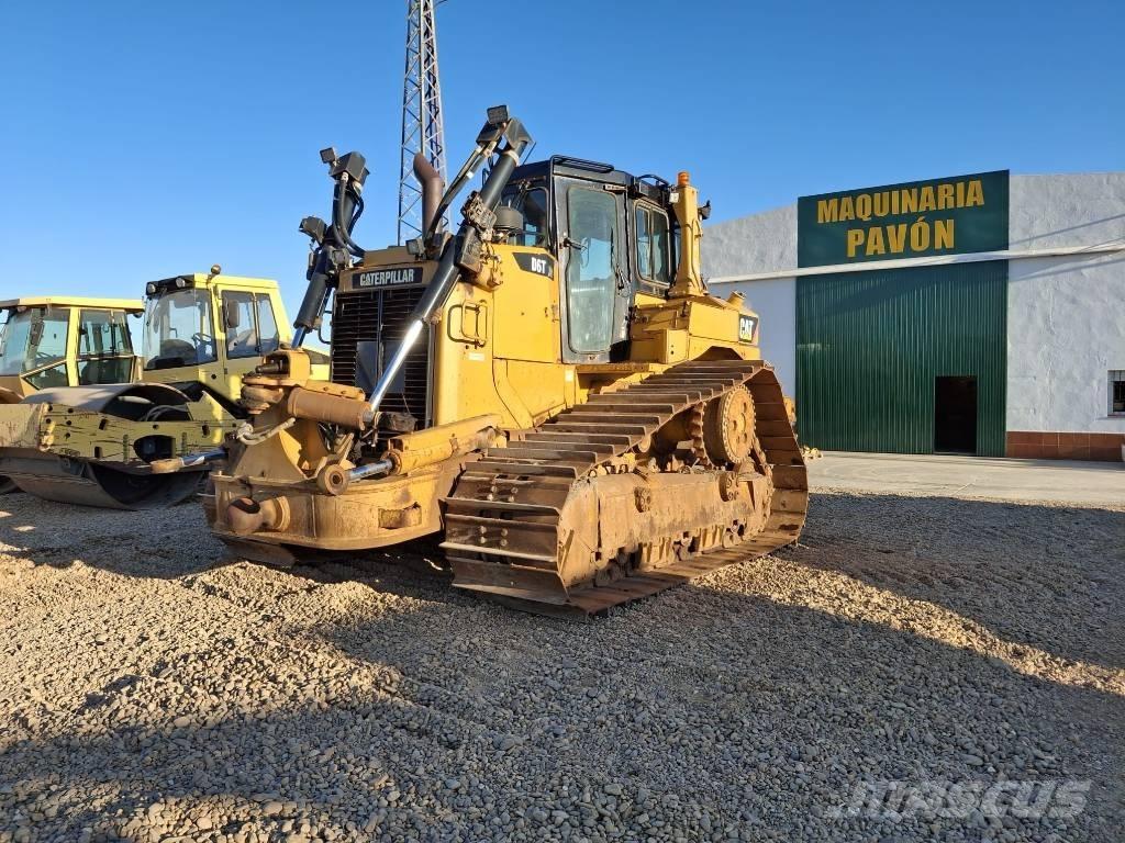 CAT D 6 T LGP ブルドーザー