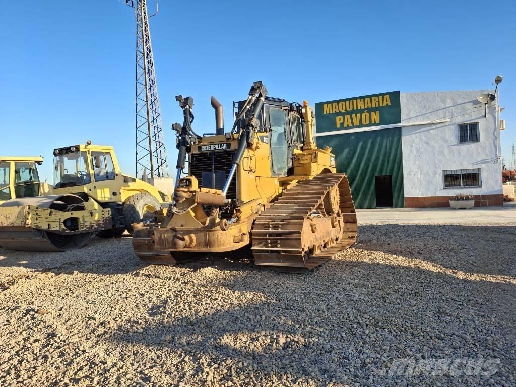 CAT D 6 T LGP ブルドーザー