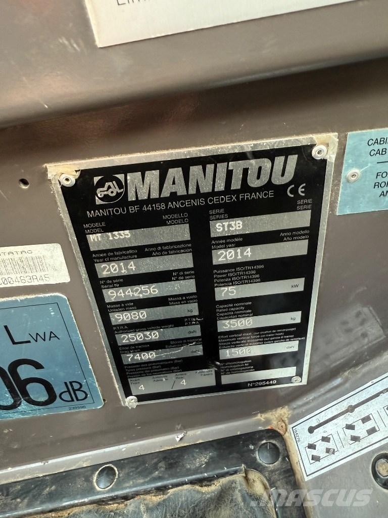 Manitou MT 1335 ST3B テレスコーピックハンドラー
