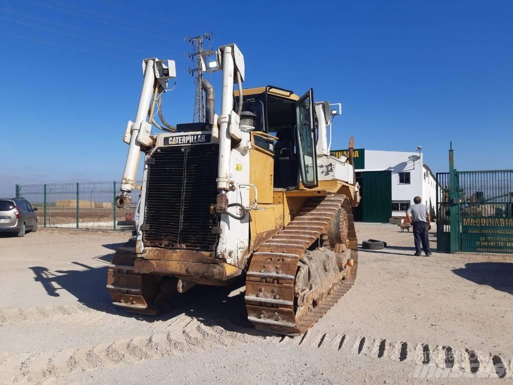 CAT D 7 R II ブルドーザー