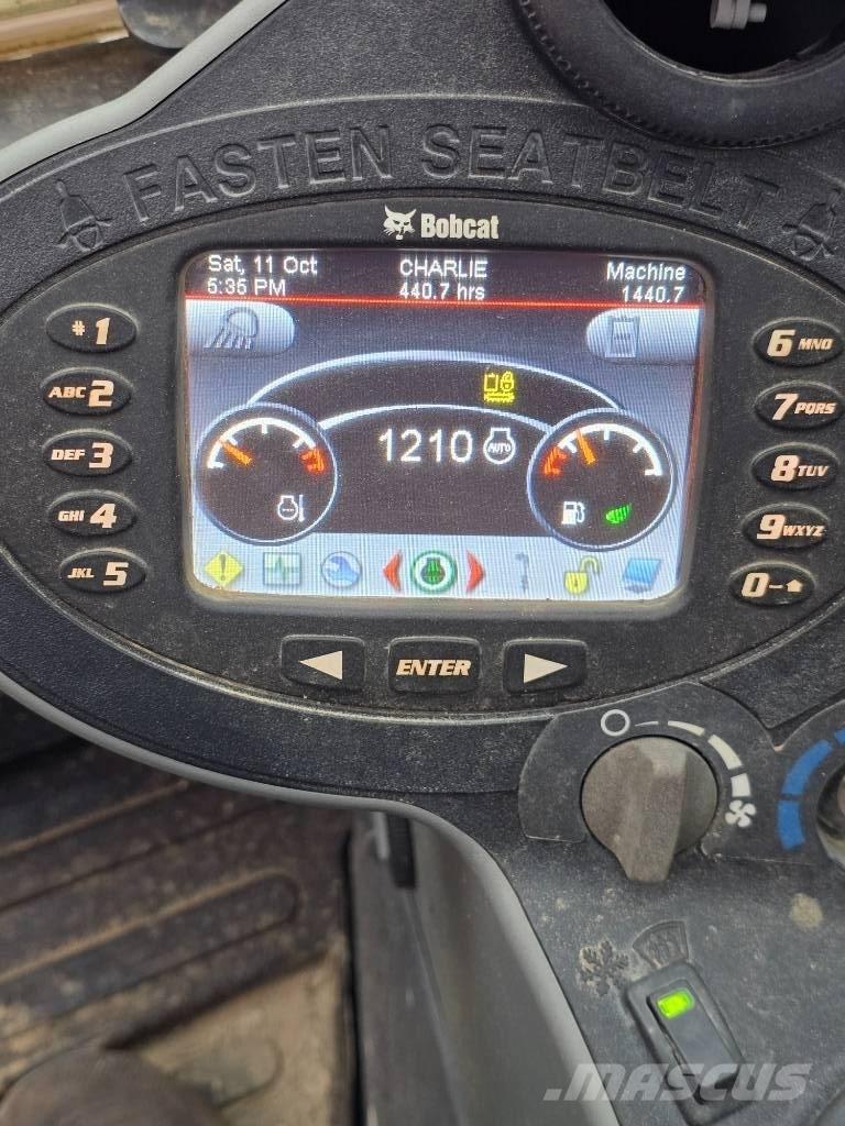 Bobcat E 45 ミニ油圧ショベル 7t以下（ミニユンボ・ミニディガー）