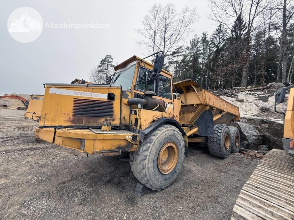 Volvo A 25 C アーティキュレート式ダンプトラック