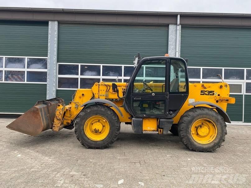 JCB 535-95 テレスコーピックハンドラー