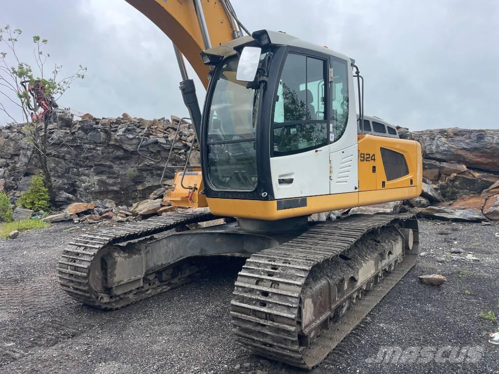 Liebherr R 924 大型油圧ショベル12t以上（パワーショベル・ユンボ）