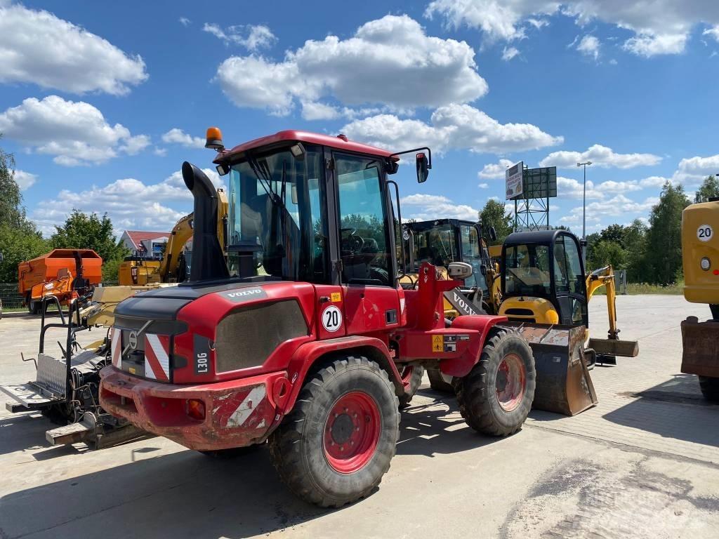 Volvo L 30 G ホイールローダー・タイヤショベル