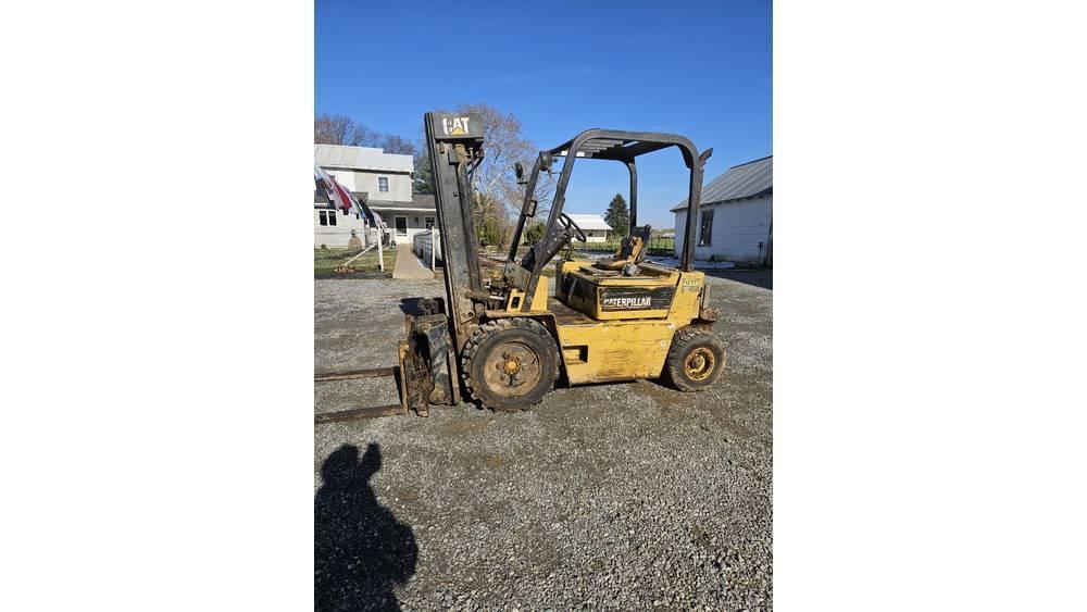 CAT V 40 E フォークリフト - その他