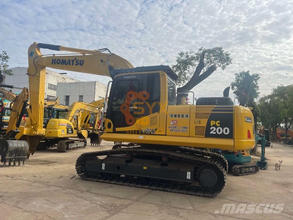 Komatsu PC 200-8 大型油圧ショベル12t以上（パワーショベル・ユンボ）