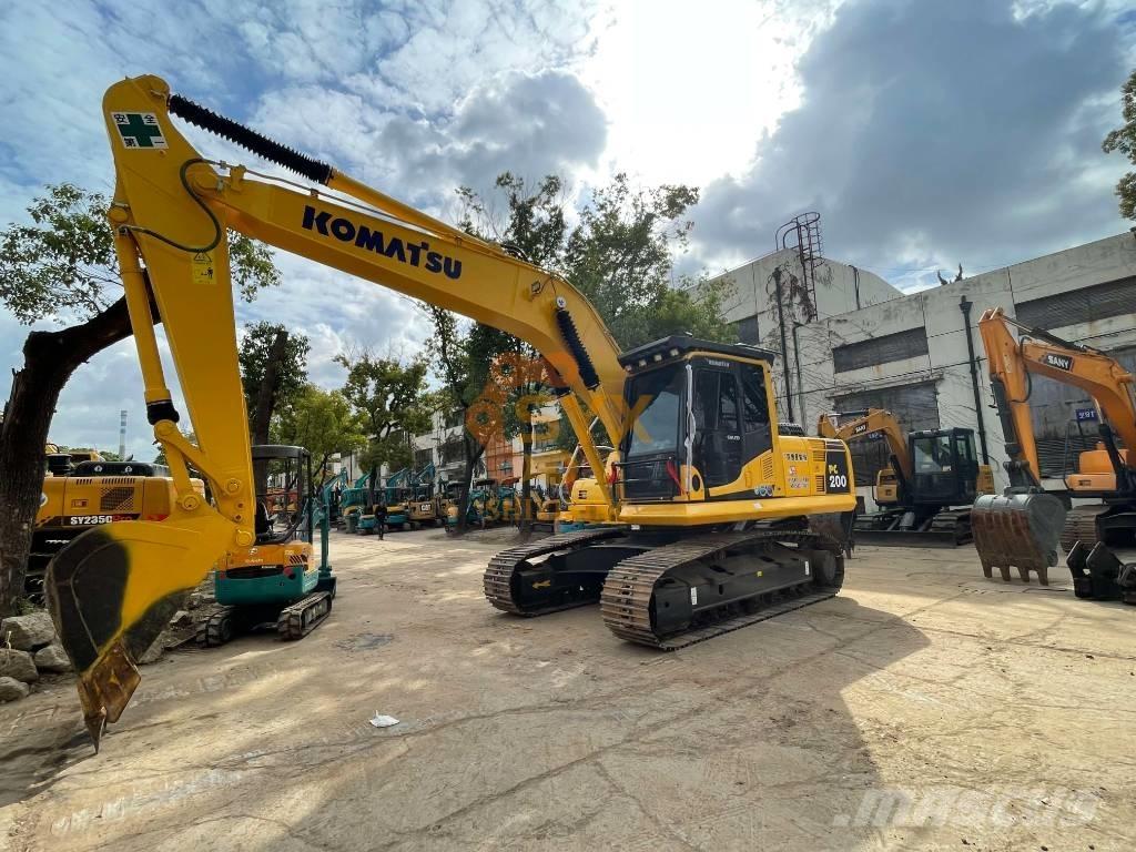 Komatsu PC 200-8 大型油圧ショベル12t以上（パワーショベル・ユンボ）