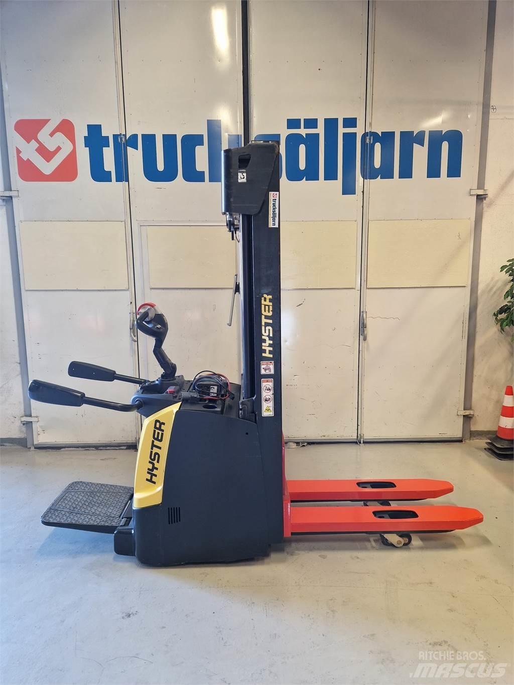 Hyster S1.4S IL ウォーキンフォークリフト