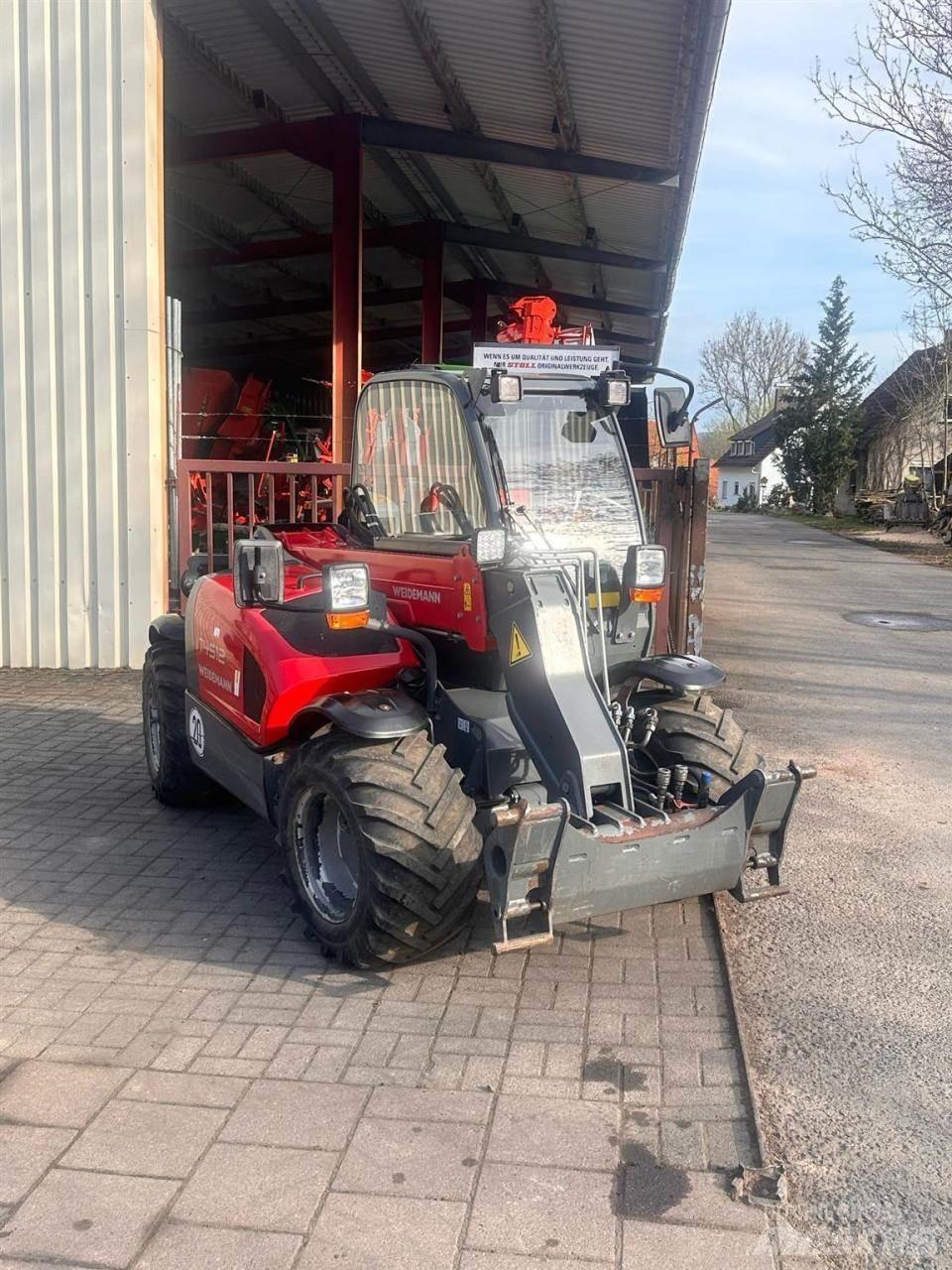 Weidemann T4512 農業用テレハンドラー