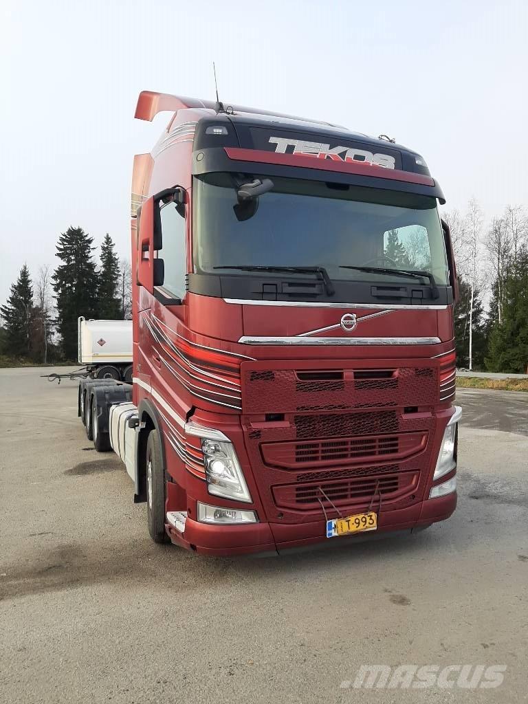 Volvo FH 13 キャブ付きシャーシ