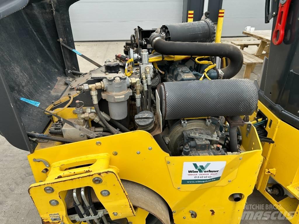 Bomag BW 120 AD-5 タンデムローラ