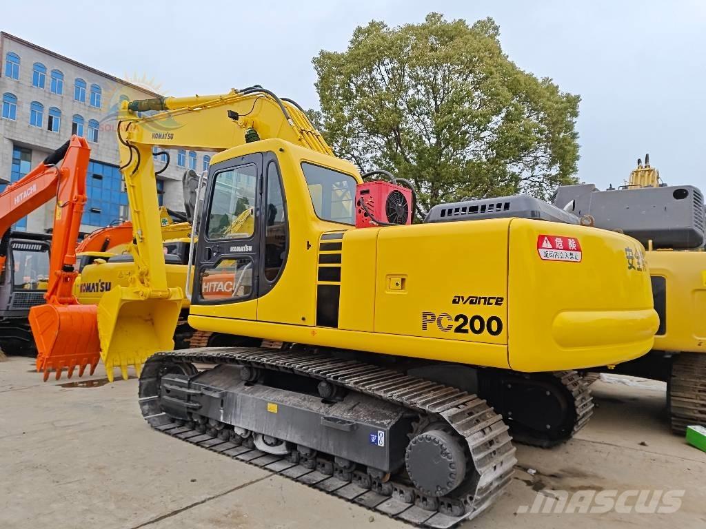 Komatsu PC 200-6 大型油圧ショベル12t以上（パワーショベル・ユンボ）