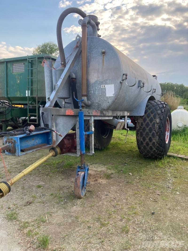 Kotte 8000 Liter 肥料散布機