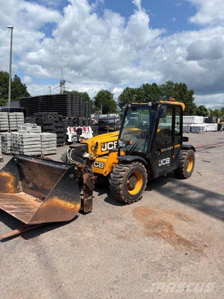 JCB 525-60 テレスコーピックハンドラー