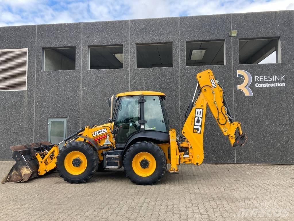 JCB 4 CX バックホーローダー