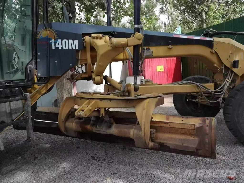 CAT 140 M モーターグレーダー