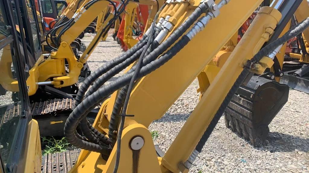 Komatsu PC 55 MR 大型油圧ショベル12t以上（パワーショベル・ユンボ）