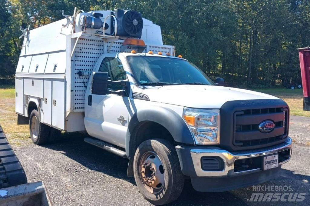 Ford F 550 XL SD 多目的／汎用車両