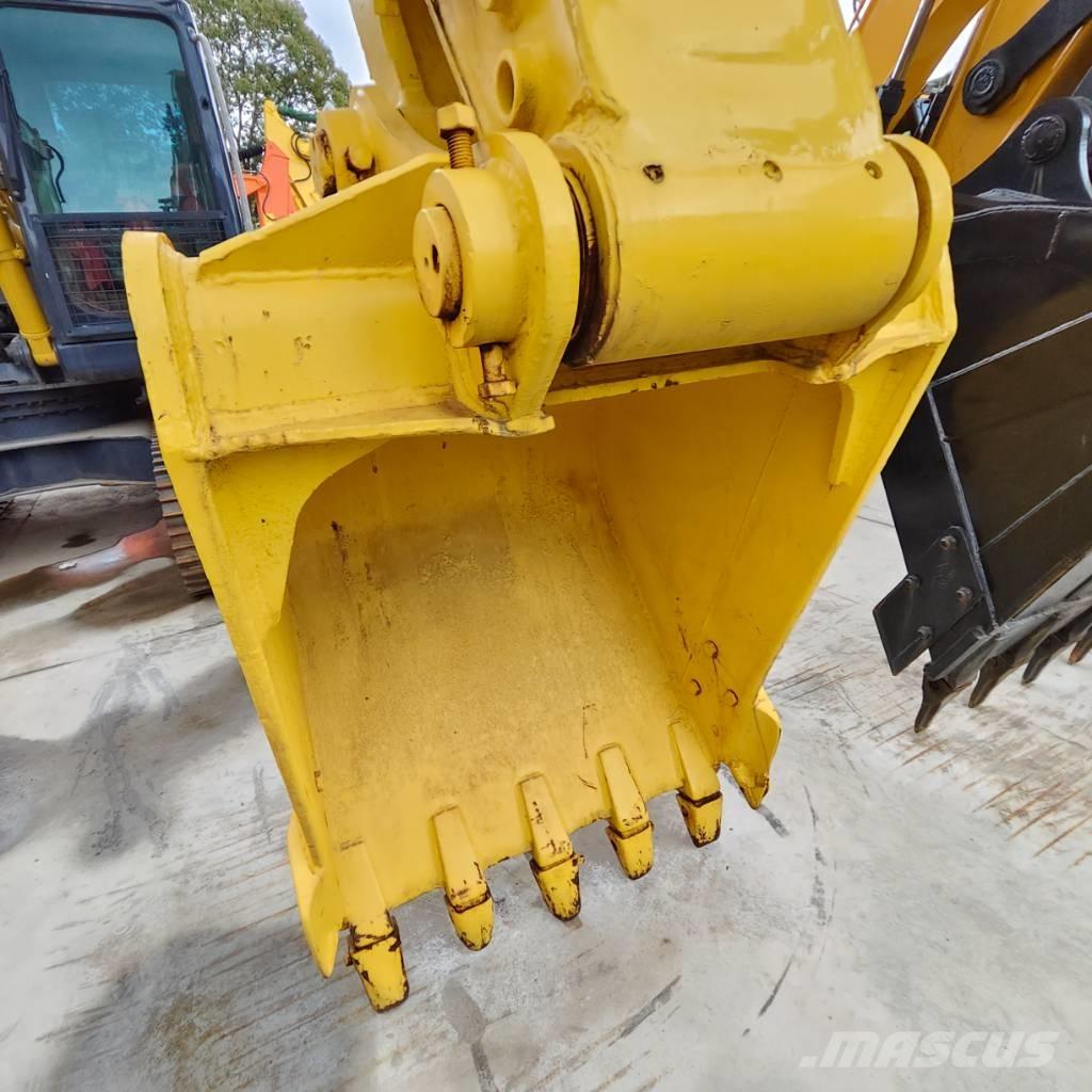 Komatsu PC 200-7 大型油圧ショベル12t以上（パワーショベル・ユンボ）