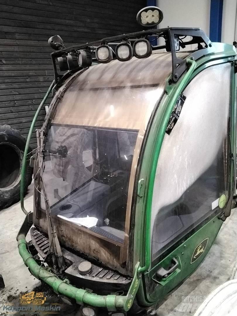 John Deere 1470g キャビン及び内装