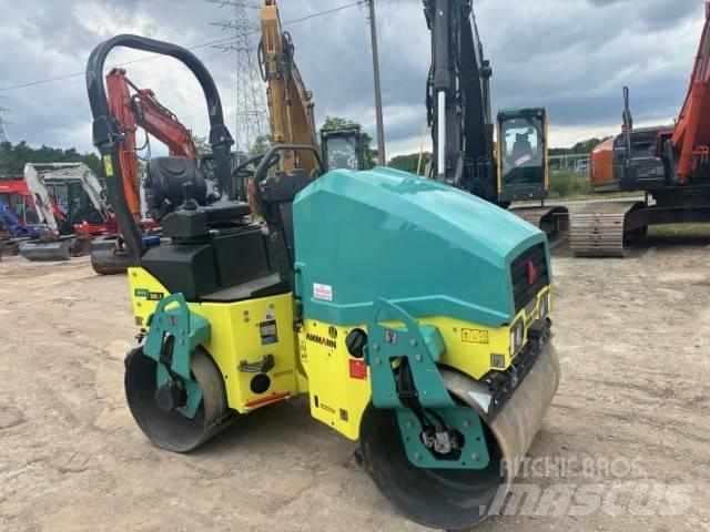 Ammann ARX 26 振動ローラ