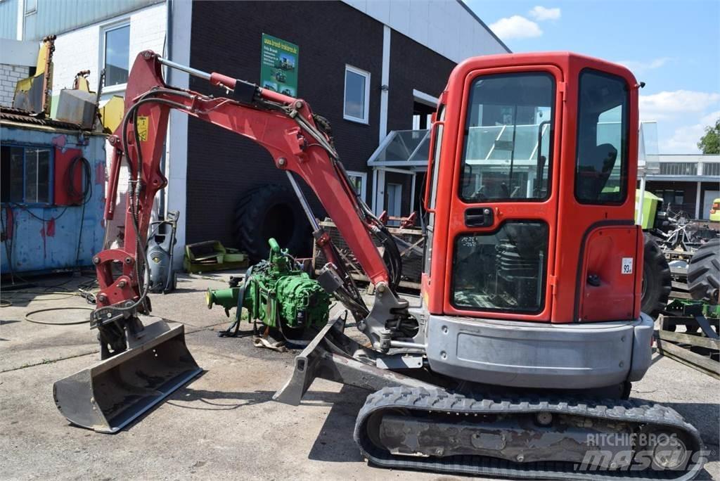 Bobcat E 26 ミニ油圧ショベル 7t以下（ミニユンボ・ミニディガー）