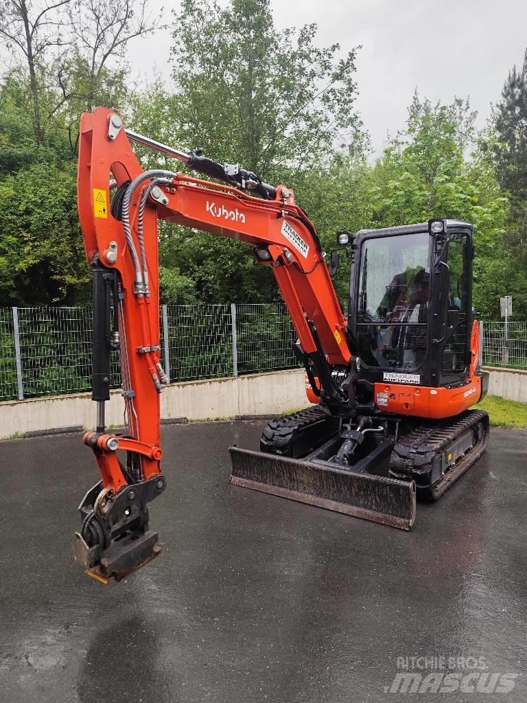 Kubota KX 042-4 ミニ油圧ショベル 7t以下（ミニユンボ・ミニディガー）