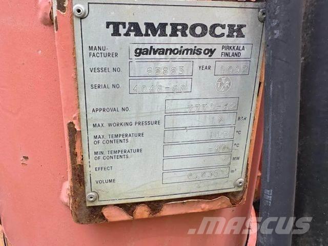 Tamrock CHA 660 サーフェイスドリルリグ