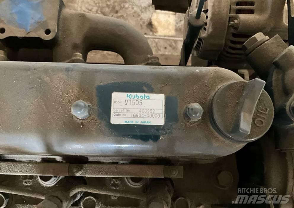 Kubota V 1505 エンジン